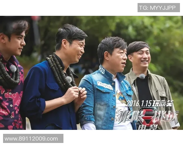 足球明星挑战极限踢球进篮筐的惊险瞬间与精彩回放